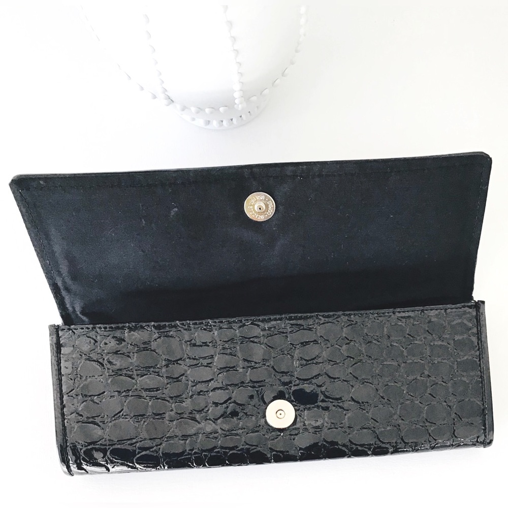 Beautiful Clutched From Just Fab.